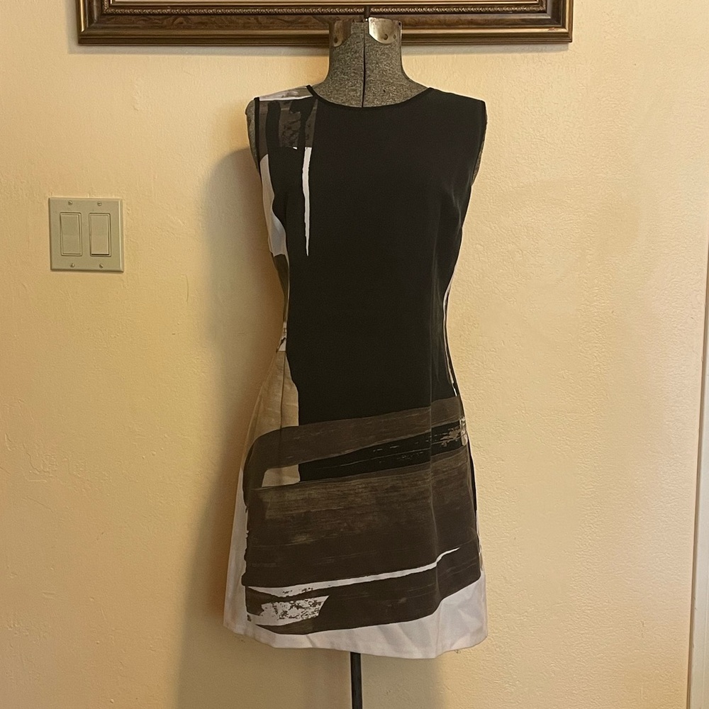 PAINTBRUSH neutral above-the-knee professional or party body-hugging dress